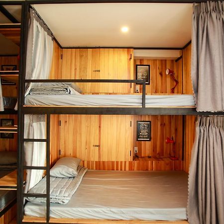 ダナン市 5D Upper Dormホステル エクステリア 写真