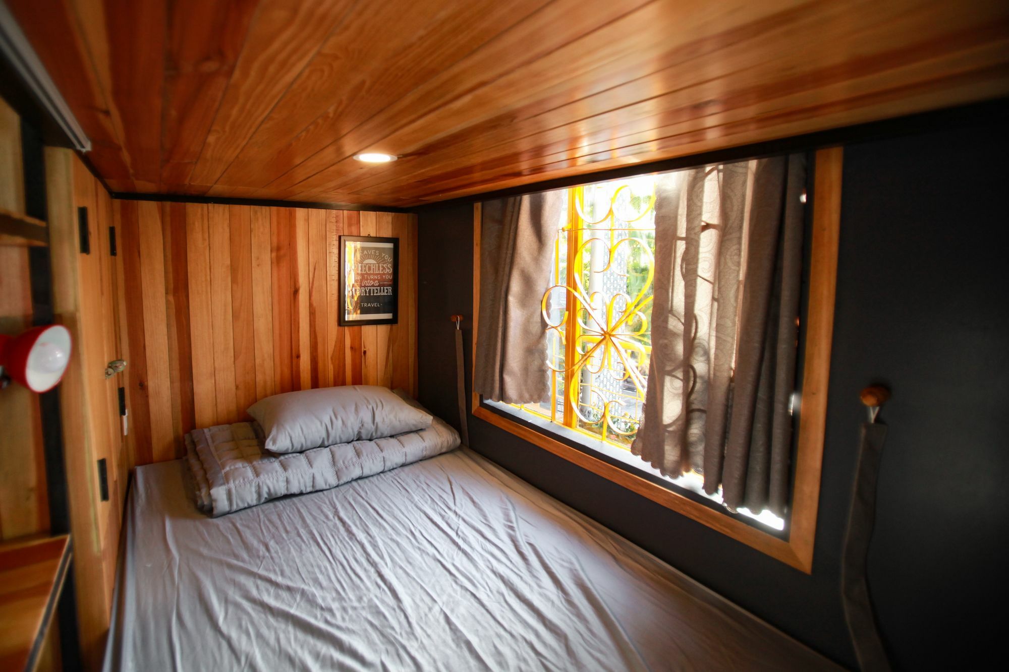 ダナン市 5D Upper Dormホステル エクステリア 写真